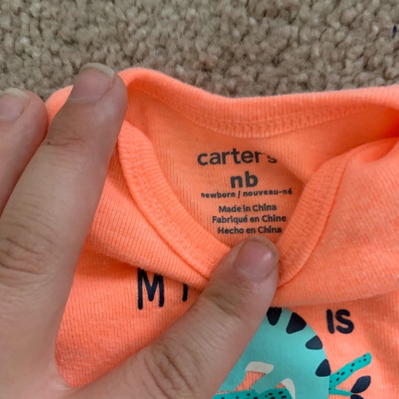 Carters onesie! Bundle 5/$20! - Picture 2 of 2